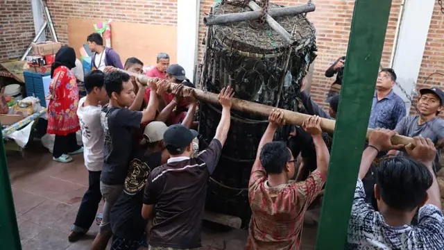 Tradisi Lebaran di Bekalongan Lopis Besar Pecakaran