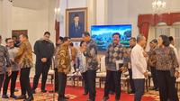 Kepala Staf Kepresidenan Moeldoko dan Ketua Umum Partai Demokrat sekaligus Menteri Agraria dan Tata Ruang/Badan Pertahanan Nasional (ATR/BPN), Agus Harimurti Yudhoyono (AHY). (Foto: Liputan6.com/Lizsa Egeham).