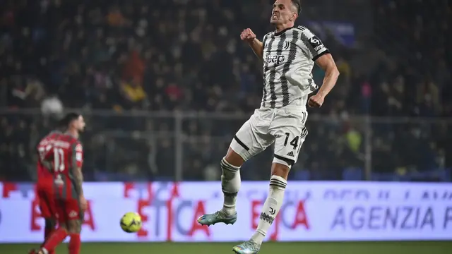 Selebrasi pemain Juventus Arkadiusz Milik saat melawan Cremonese