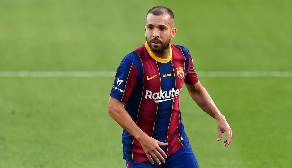 4. Jordi Alba (31 tahun) - Meski telah memasuki usia 31 tahun, pemain asal Spanyol ini masih mampu tampil apik bersama Barcelona. Jordi Alba telah banyak memenangkan banyak gelar bersama Barcelona, termasuk lima gelar La Liga dan satu trofi Liga Champions. (AFP/Josep Lago)