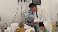 Jemaah haji lansia kloter BTH-01 dirawat di rumah sakit Arab Saudi setelah mengalami serangan jantung. (FOTO: MCH PPIH ARAB SAUDI 2023)
