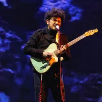Kunto Aji Acara Synchronize Fest 2020, (15/11/2020). (Adrian Putra/Fimela.com)