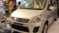 Beli Ertiga DB di SIMS 2013 Dapat BB Z10!