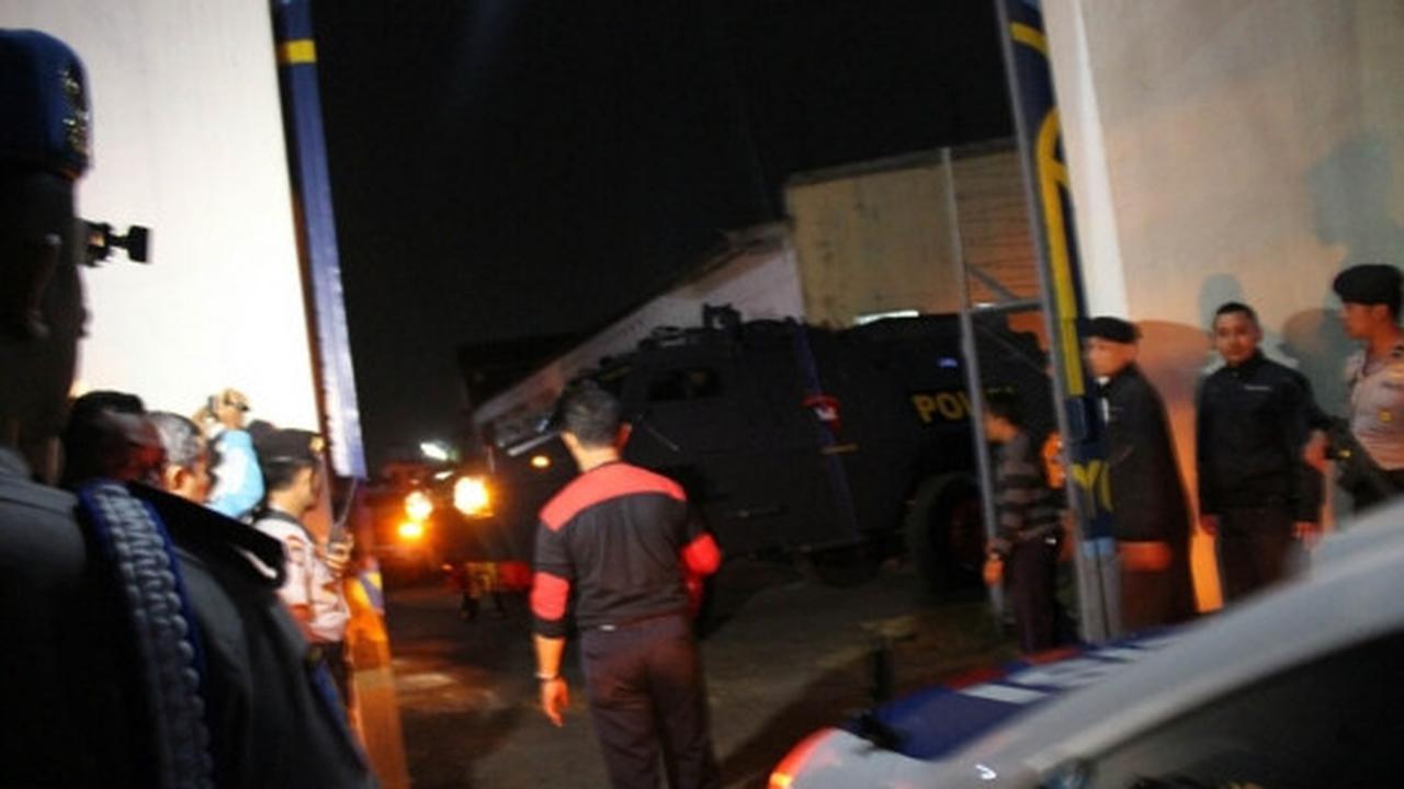Suasana genting pemindahan 9 napi teroris dari Lapas Lowokwaru