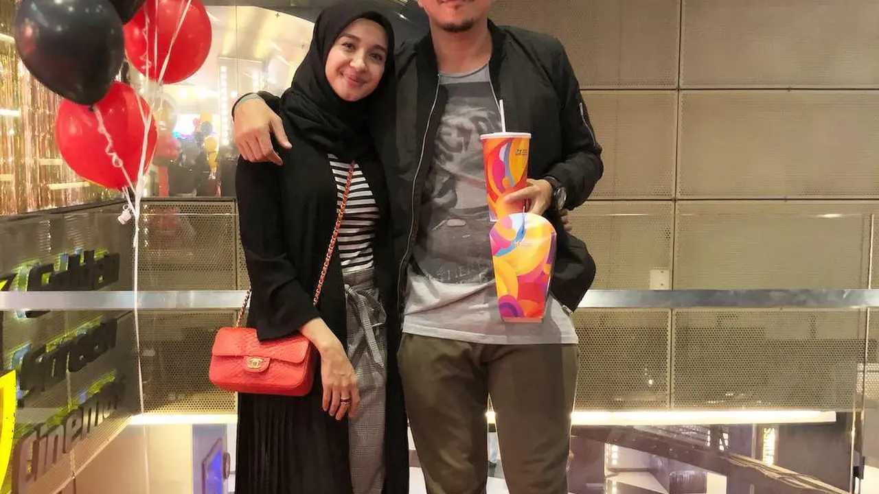 [Bintang] Laudya Cynthia Bella-Engku Emran