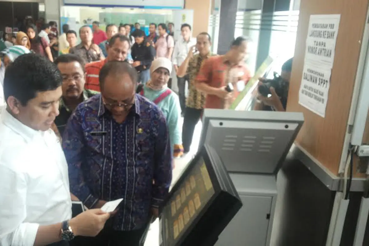 Sidak Dispenda Bogor, Menteri Yudi Minta Layanan Dipercepat