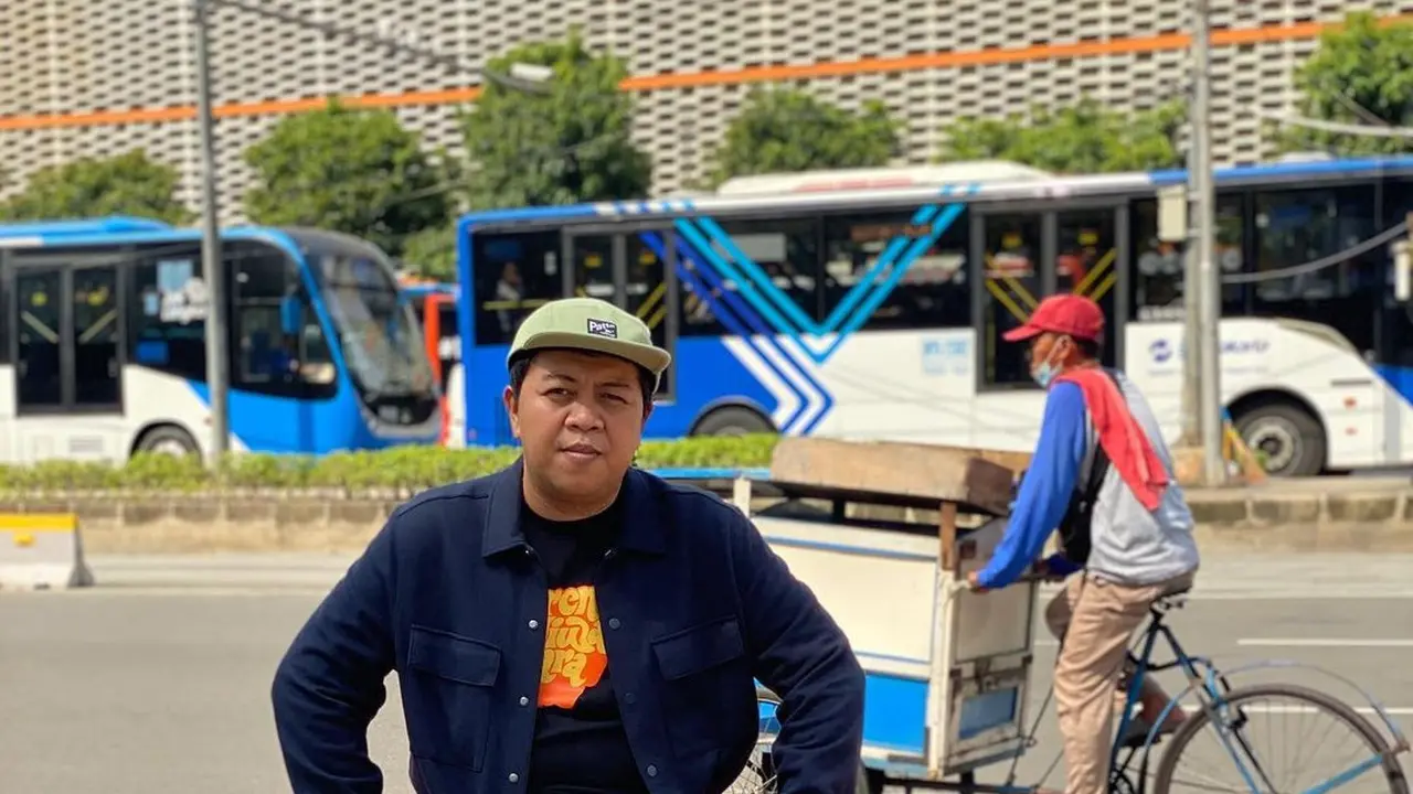 Sempat Ngontrak hingga Berhenti dari Lapor Pak, Begini Potret Rumah Gilang Gombloh Sekarang