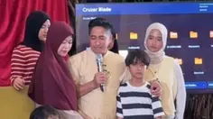 Irfan Hakim Rayakan 19 Tahun Pernikahan, Momen Sunat Dzaky Jadi Sorotan