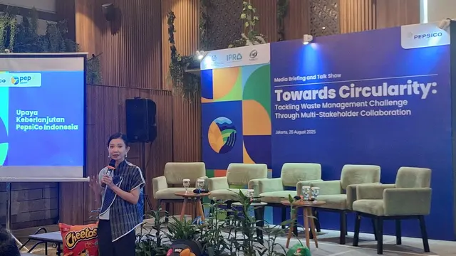 Upaya untuk mengurangi ancaman sampah plastik yang menumpuk di TPA pada 2028 melalui talkshow Towards Circularity: Tackling Waste Management Challenge Through Multi Stakeholder Collaboration' di Habitate Jakarta, pada Selasa, 26 Agustus 2025.