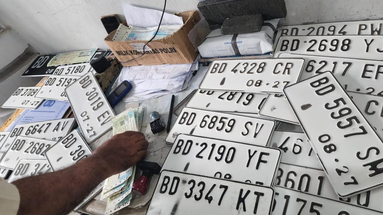 Mengenal Asal Plat Nomor BD hingga Cara Mudah Mengecek Pajak Secara Online