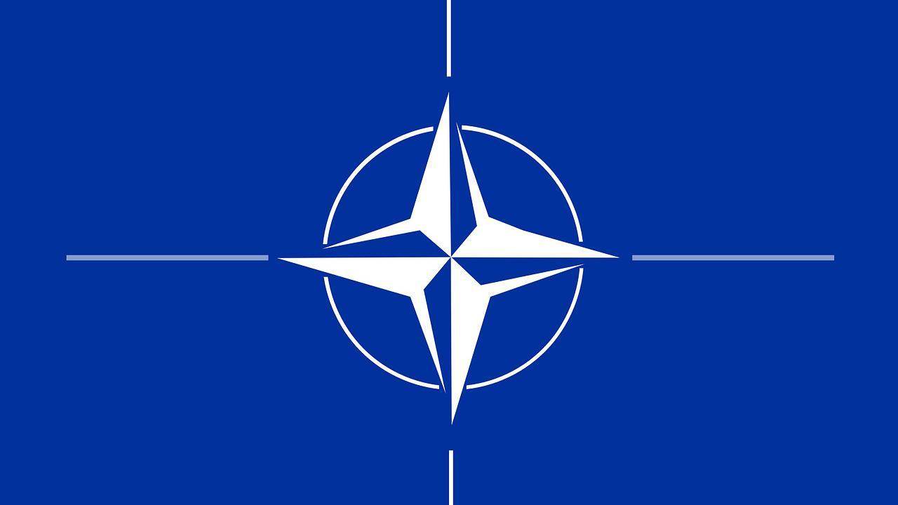 Ilustrasi bendera NATO