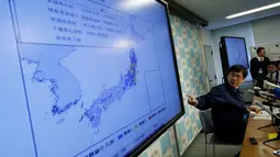 Badan Meteorologi Jepang mengkonfirmasi adanya tsunami setinggi 60 cm di Pelabuhan Onahama dan 90 cm di Soma, setelah gempa, Jepang, Selasa (22/11). (REUTERS)