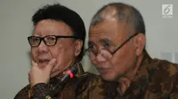 Ketua KPK Agus Rahardjo dan Menteri Dalam Negeri Tjahjo Kumolo memberikan keterangan di Jakarta, Selasa (4/9). Tjahjo  mendatangi KPK untuk berkonsultasi terkait 41 anggota DPRD Kota Malang yang telah ditetapkan sebagai tersangka (Merdeka.com/Dwi Narwoko)