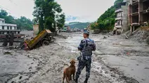 Pencarian Korban Banjir Nepal Berlanjut di Tengah Kerusakan Infrastruktur