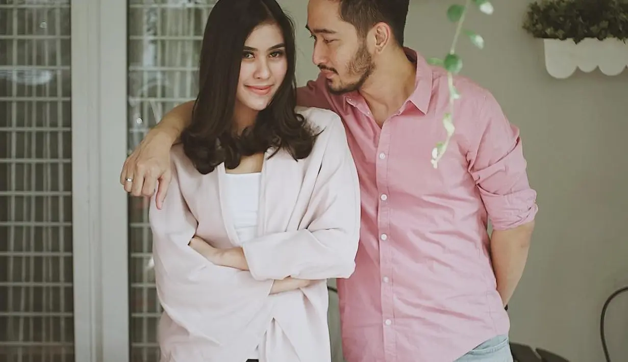 Syahnaz Sadiqah dan Jeje Govinda