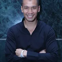 Hubungannya dengan Nikita Mirzani juga diduga menjadi salah satu penyebab gonjang ganjing rumah tangganya. Namun Nikita membantahnya. (Nurwahyunan/Bintang.com)