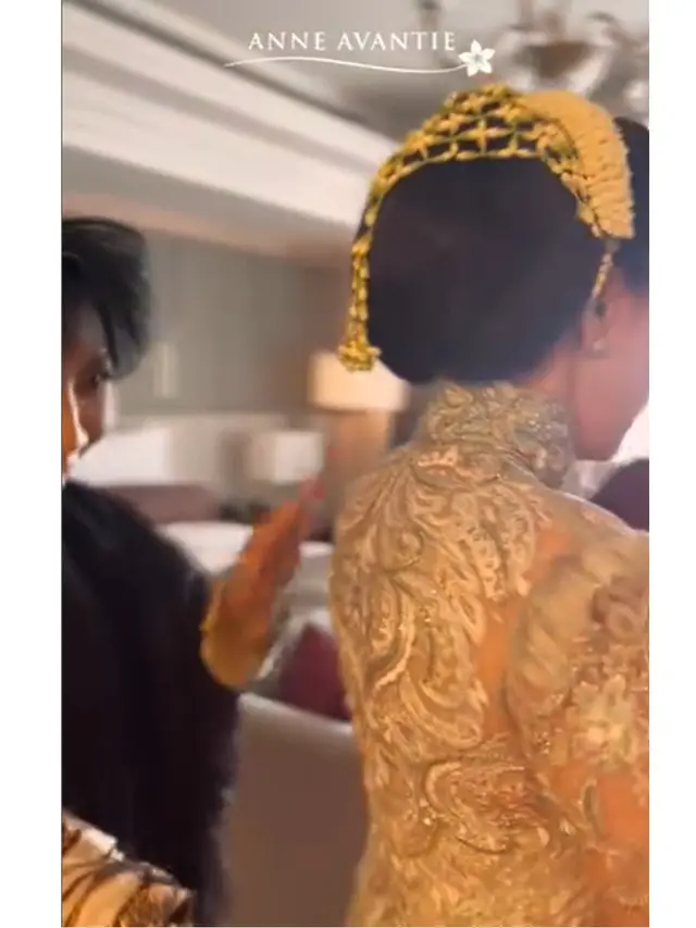 6 Potret Detail Kebaya Maia Estianty di Akad Nikah Al Ghazali, Anggun Memukau