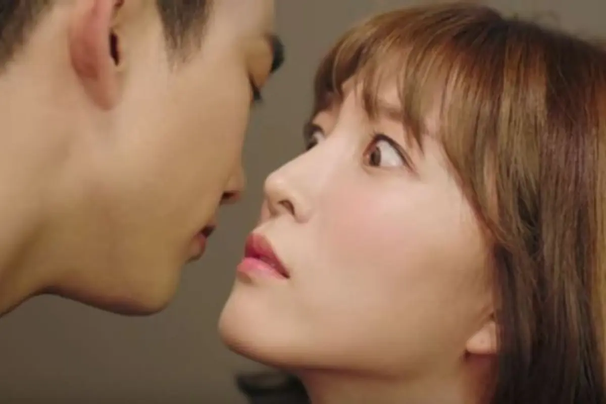 [Bintang] Lee Cho Hee Tolak Ciuman Taecyeon di 7 First Kisses
