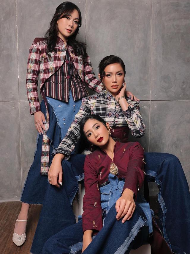 6 Pemotretan Puput Nastiti Bareng Jessica Iskandar dan Bunga Zainal, Bikin Pangling