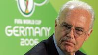 Pria berjulukan Der Kaiser alias Sang Kaisar meninggal dunia pada Minggu (7/1/2024).  (AP Photo/Markus Schreiber, File)