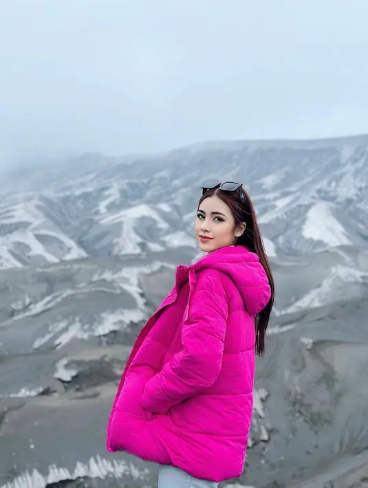 <p>[Instagram/rinoaaurora]</p>