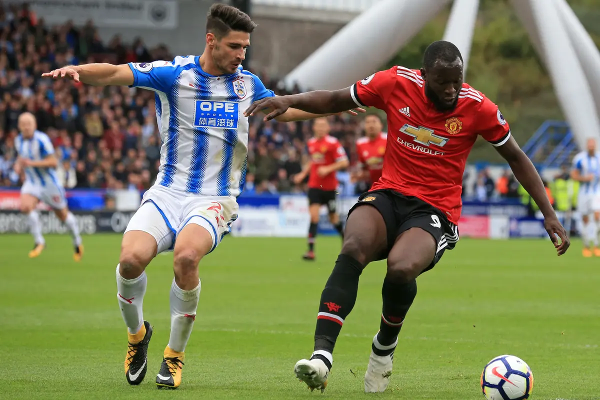 Kalah 2-1, Manchester United Dipermalukan Tim Promosi