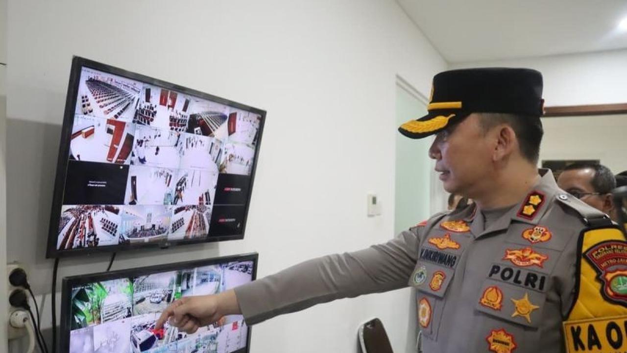 Polres Tangsel Perkuat Pengawasan CCTV untuk Pengamanan Natal dan Tahun Baru 2026