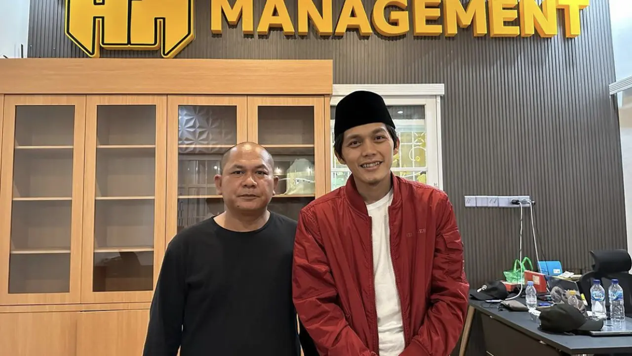 Potret Gus Iqdam dan istri mampir ke kantor Happy Asmara, sumber Instagram: @happy_asmara77