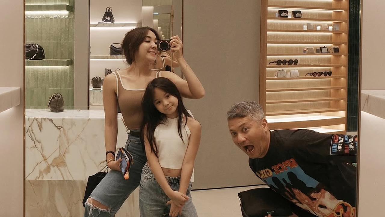Potret Gading Marten Habiskan Weekend Bareng Gisel dan Gempi, Kekompakannya Dipuji Netizen