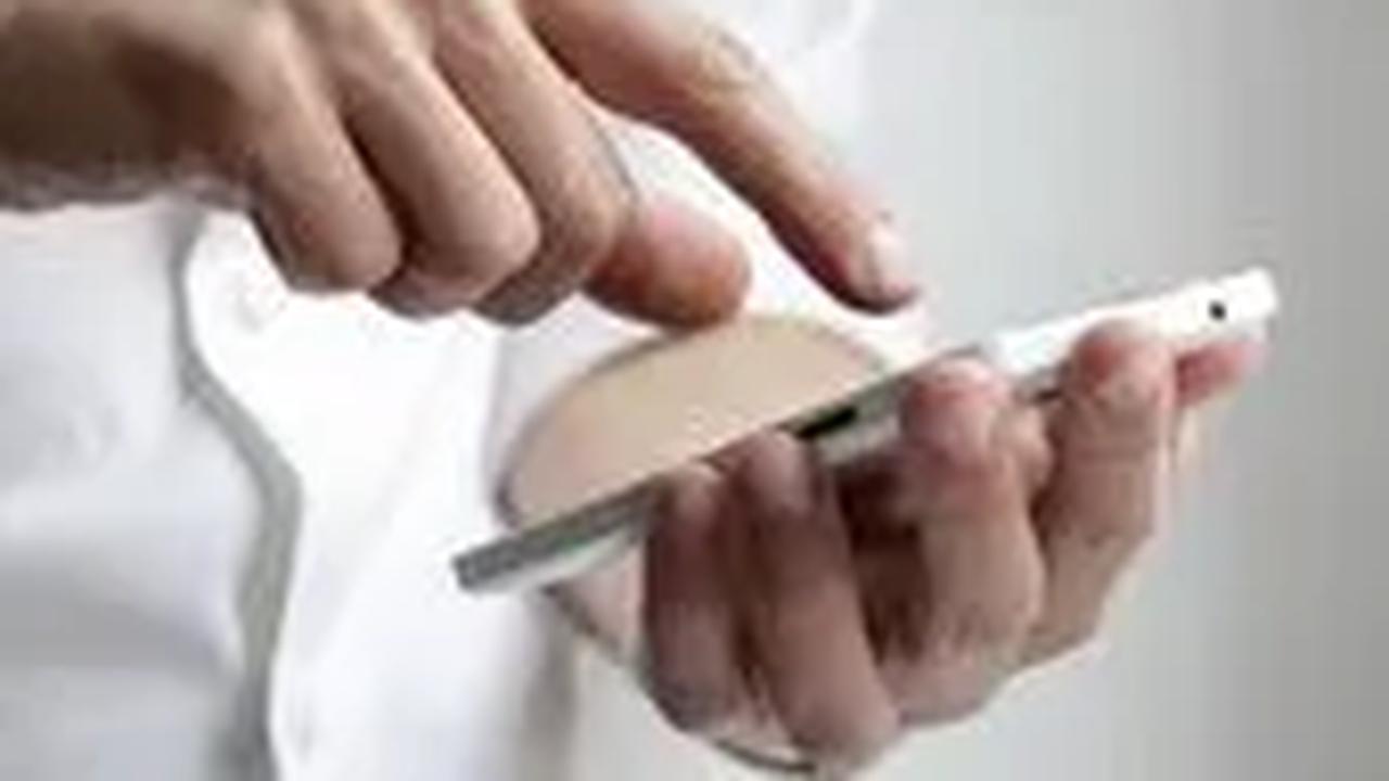 - Jika muncul keterangan 'IMEI terdaftar di database Kemenperin' artinya  handphone yang kamu miliki legal. Namun, jika muncul tulisan tidak terdaftar, berarti handphone kamu ilegal.