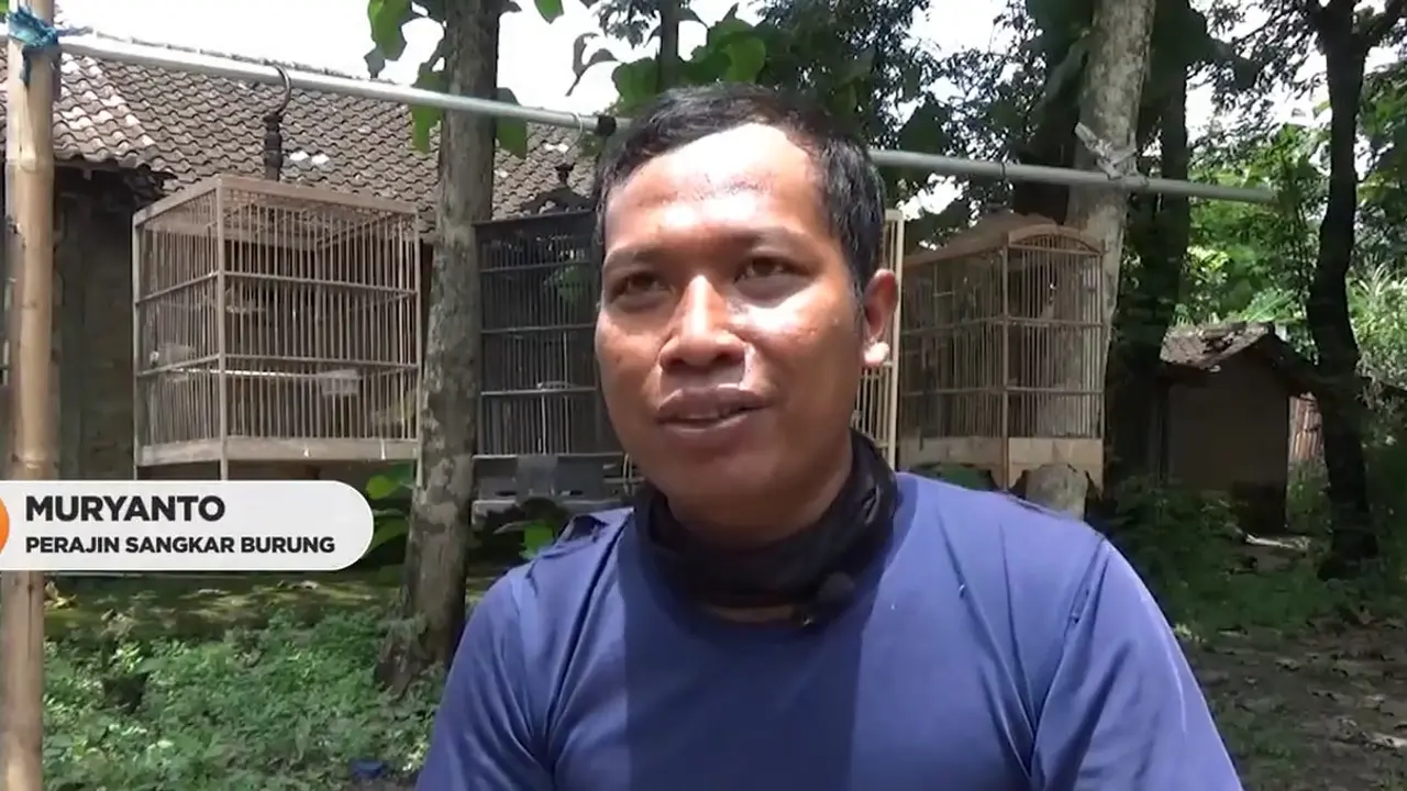Muryanto seorang perjain sangkar burung dari Klaten.