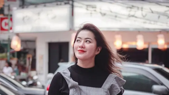 7 Potret Terbaru Sherin Tharia, Mantan Istri Zumi Zola yang Kini Tanpa Hijab