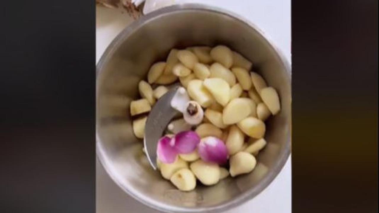 1. Bawang Merah dan Bawang Putih