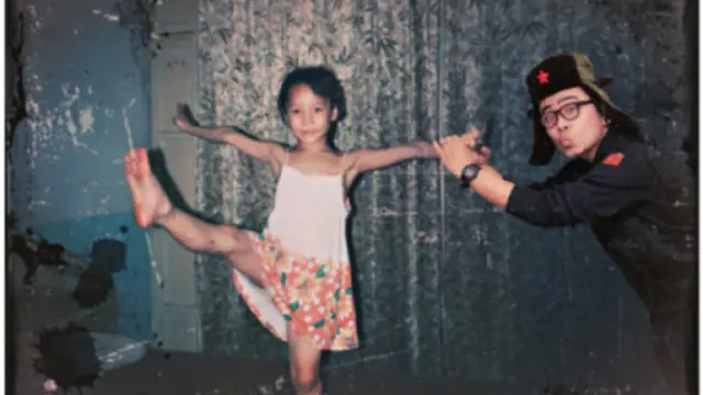 Pria Edit Dirinya ke Foto Masa Kecil Kekasih, Bukan Romantis Malah Menyeramkan