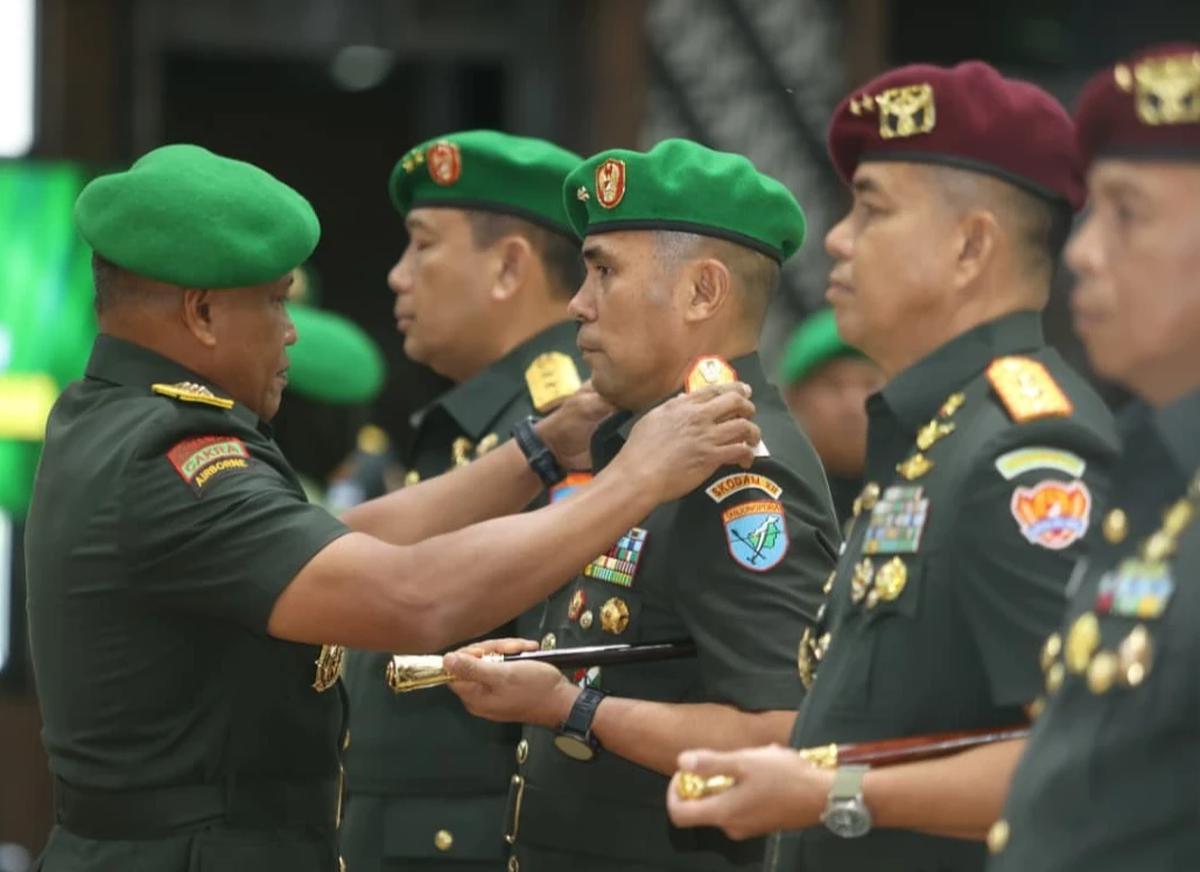 FOTO: Wakasad Pimpin Sertijab Jabatan Strategis TNI AD
