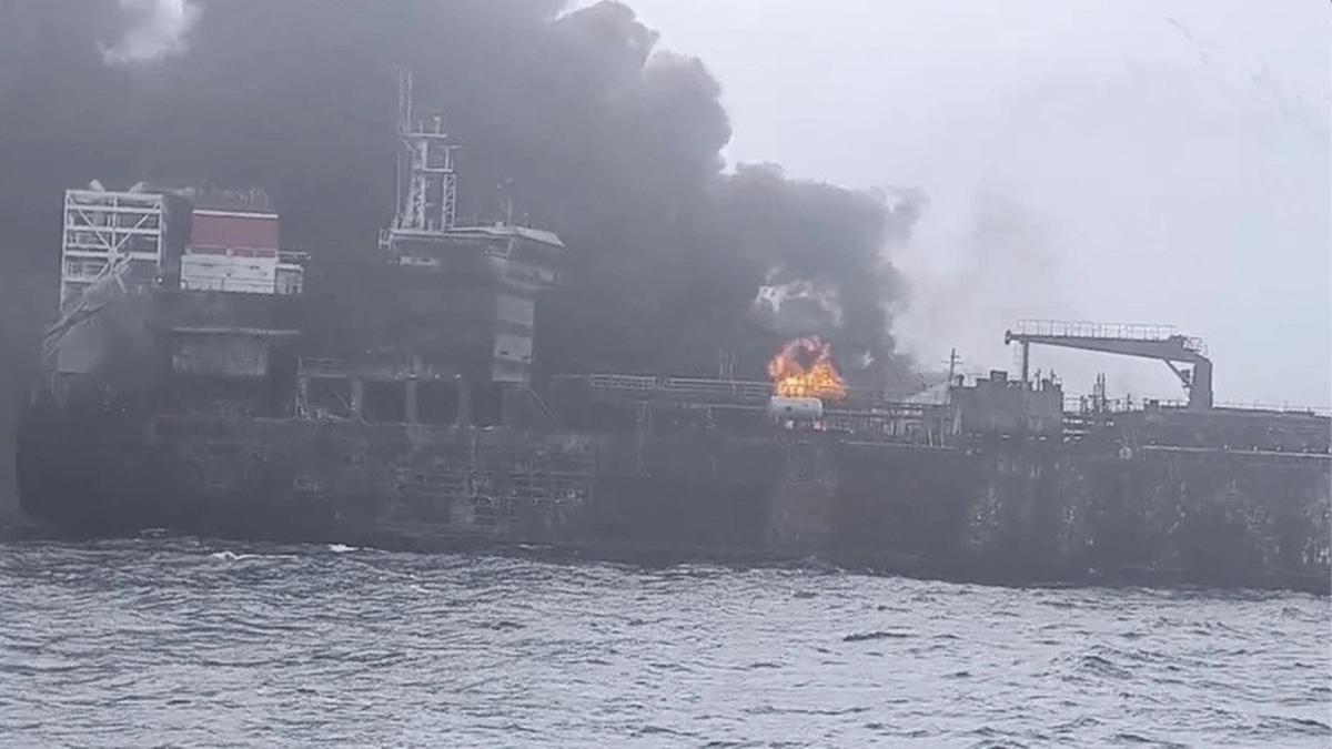 Kapal Kargo Tabrak Tanker Pengangkut Bahan Bakar Jet Militer AS, 1 Orang Hilang