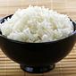 Belakangan beredar beras plastik, kamu tidak harus makan nasi kok.