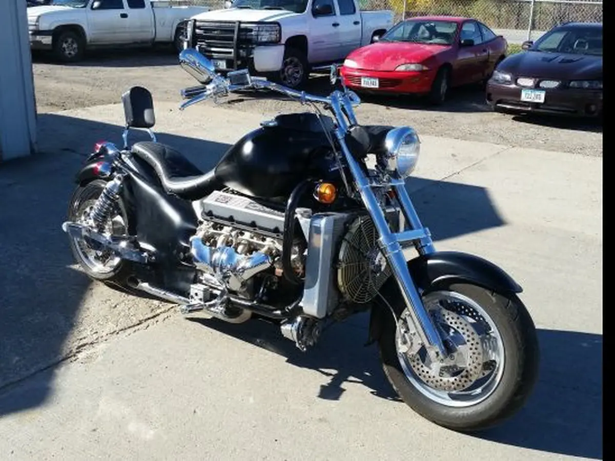 Boss hoss deals v8 8200cc