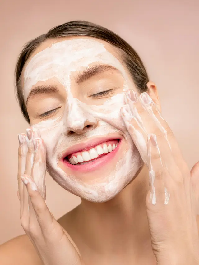 3. Jaga Kebersihan Kulit Dahi