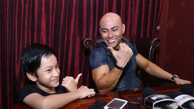 Azkanio Nikola Corbuzier dan Deddy Corbuzier