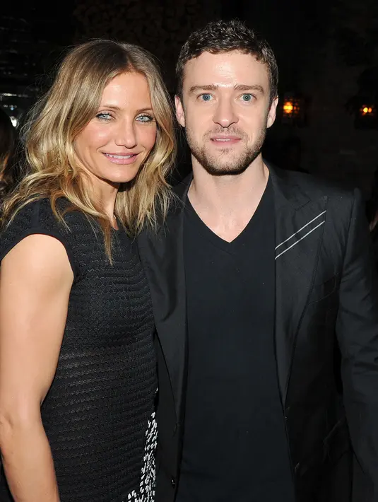 Cameron Diaz dan Justin Timberlake. Perbedaan usia: 11 tahun. Dua selebriti ini memulai hubungan asmara pada tahun 2003, namun empat tahun kemudian mereka memutuskan untuk berpisah. (AFP/Bintang.com)
