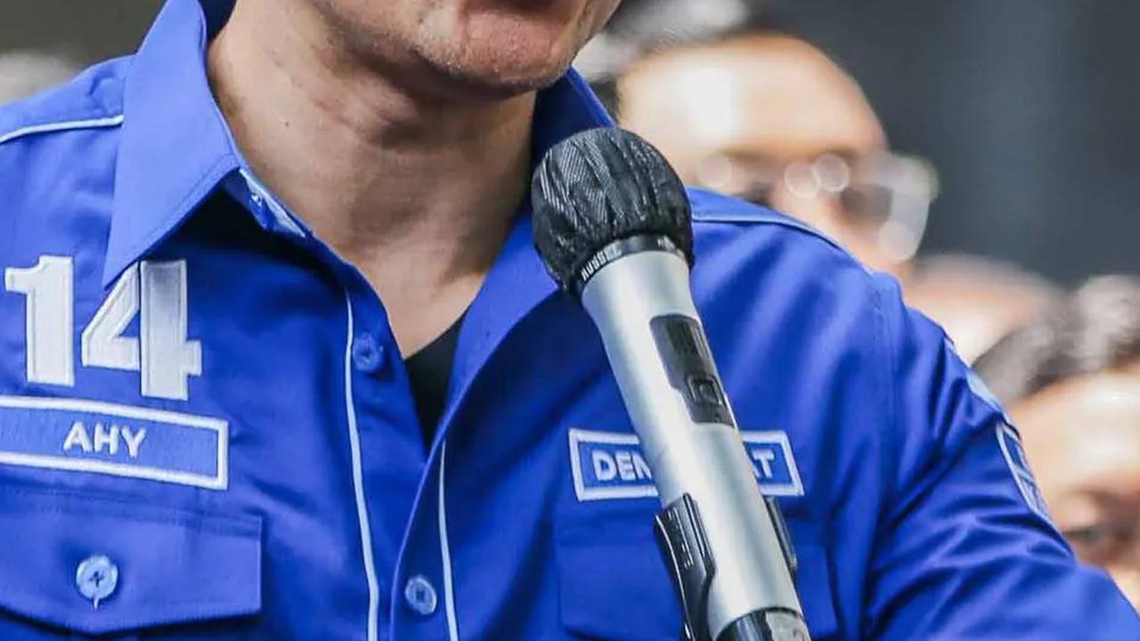 AHY Pamerkan Tiga Hasil Survei di Depan Prabowo: Kita Unggul 42-45 persen, Bisa Menang Satu Putaran