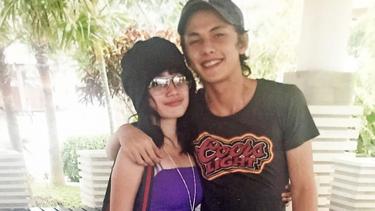 Ussy Sulistiawaty Bongkar Kebiasaan Andhika Yang Tak Berubah Sejak Pacaran News Entertainment Fimela Com