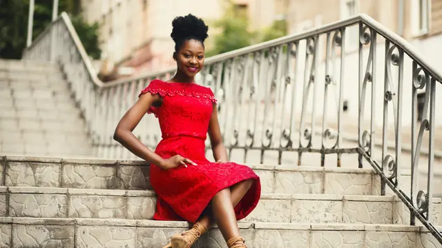 Memakai Barang yang Warnanya Membawa Keberuntungan