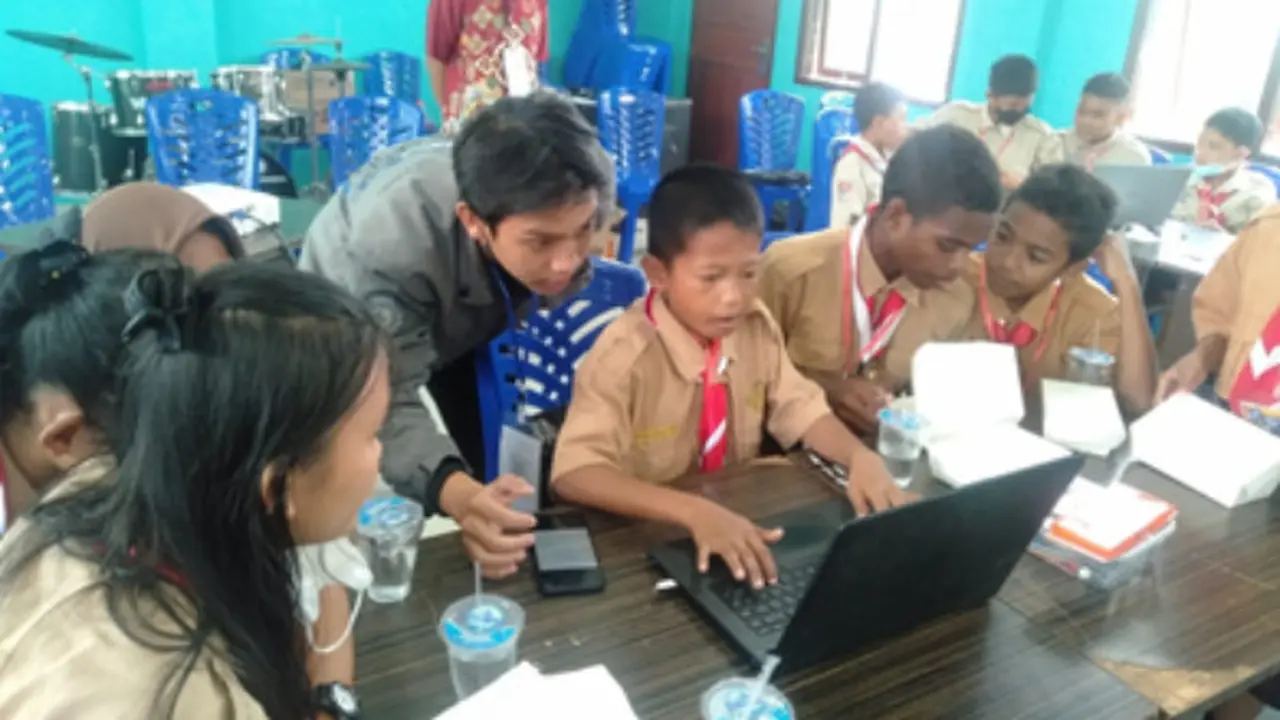 Sekolah di Sorong kini jadi sekolah berprestasi. Apa resepnya? (Foto: Kemendikbud)