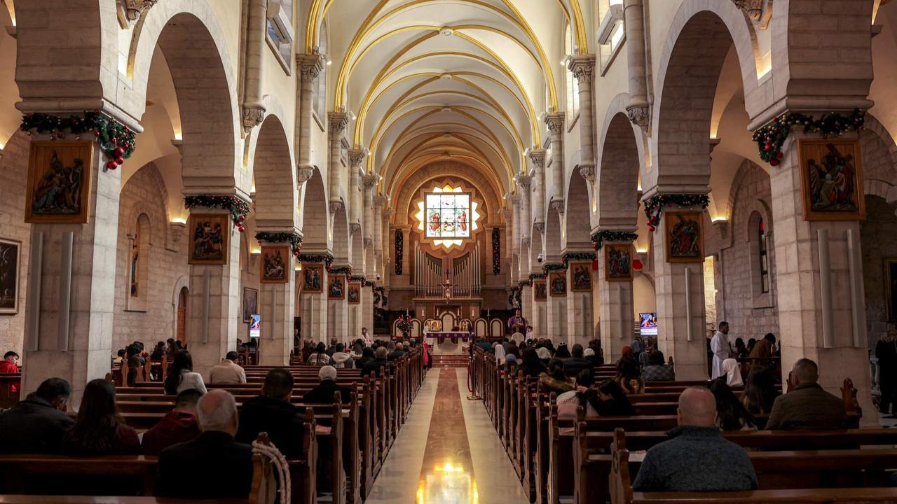 Tak ada ingar-bingar Natal di Gereja Kelahiran Yesus
