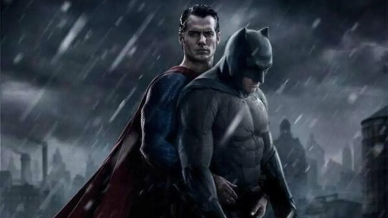 Superman Bermesraan dengan Batman?