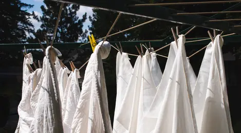 Mimpi Jemur Baju Banyak