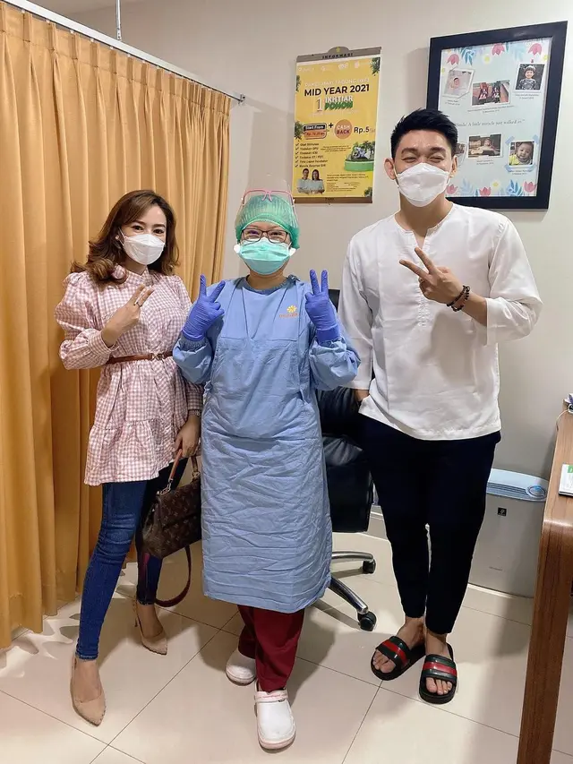 [Fimela] Ifan Seventeen dan Citra Monica