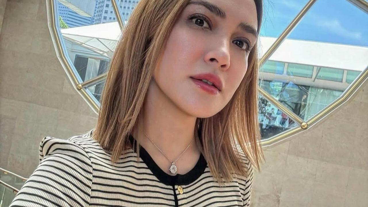 Potret Terbaru Shandy Aulia dengan Rambut Blonde, Dipuji Makin Cantik Mirip Luna Maya Hingga Boneka Barbie
